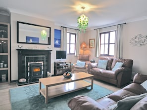 Pebble Cottage sitting/dining room | Pebble Cottage, Broad Haven