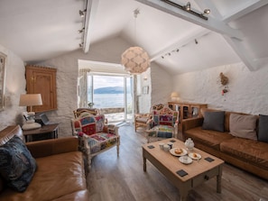 Living room | Blue Sails - Water&rsquo;s Edge Cottages, Llanfaes, Beaumaris, Anglesey
