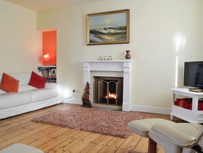 Living room with open fire | Salty Dog, Findochty, near Buckie