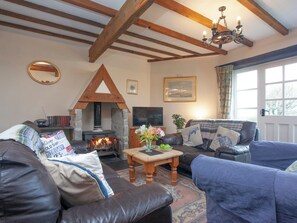 Living area | The Roundhouse - Higher Tresmorn Cottages, Tresmorn, Bude