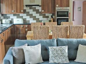 Kitchen/diner | Beudy - Bwlch Y Person Barns, Dihewyd, near Aberaeron