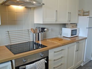 Immaculately presented kitchen | Sandy View, Beadnell, near Alnwick