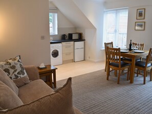 Open plan living/dining room/kitchen | Tidal View, Whitby