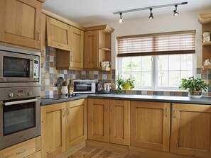 Well presented kitchen/dining room | Ty Cornel, Aberporth, near Cardigan