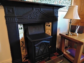 Feature fireplace | Oswin Cottage, Alnwick