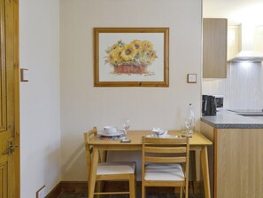 Intimate dining area | Toab - Hame from Hame, Aberdeen