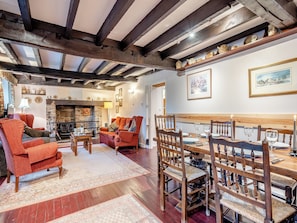 Living area | Heol Llygoden, Pengenffordd, Talgarth, Brecon