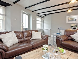 Comfortable living room with beamed ceiling | Fran’s Cottage, Mevagissey near St. Austell
