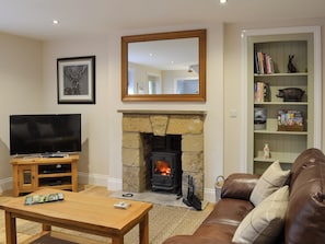 Cosy living room with dining area | Park Farm Cottage, Flixton, near Filey