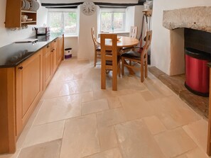 Kitchen/diner | Folly Cottage, Avening, near Tetbury