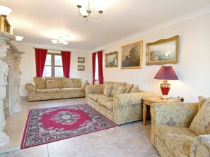Elegantly furnished living room | Magnolia Cottage, Aberaeron