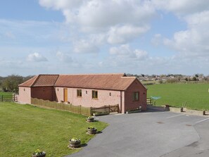 Exterior | Mill Stone Cottage, Nr. Chapel St Leonards