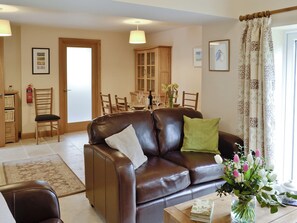 Open-aspect lounge and dining room | Dippers’ Folly - Jeffries Mill Cottages, Spring Gardens, Frome