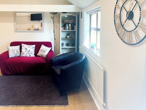Living area | Horseshoe - Seaview, Saltfleetby, near Louth