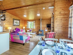 Dining Area | Ty Glan Mor (The Beach House) - Water’s Edge Cottages, Llanfaes, Beaumaris, Anglesey