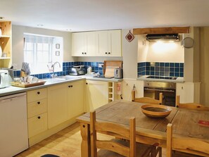 Open plan living/dining room/kitchen | George&rsquo;s Cottage, Bucks Mills, nr. Clovelly