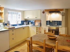 Open plan living/dining room/kitchen | George’s Cottage, Bucks Mills, nr. Clovelly