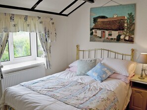 Double bedroom | Driftwood, St. Merryn, nr. Padstow