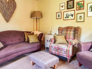 Exquisite soft furnishings and furniture in living room | Penny Cottage, Bonsall, near Matlock
