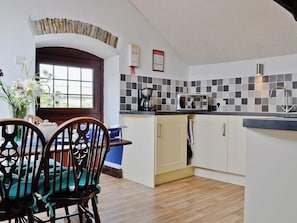 Kitchen/diner | The Granary, Egloskerry, nr. Launceston
