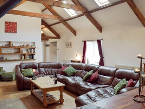 Large comfortable seating area | Upper Farms Barns - Swallow Lodge - Upper Farm Barns, Mathry, near St Davids