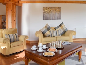 Cosy and inviting living area | The Roundel, Balmullo, near St Andrews