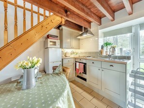 Kitchen/diner | Ty Llaethdy - Cefn Gorwydd Cottages, Gowerton, Gower