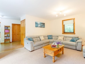Living area | Glen View of Enrick House, Balnain near Drumnadrochit