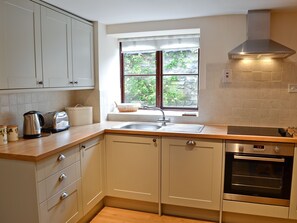 Kitchen | The Old Haybarn, Knole