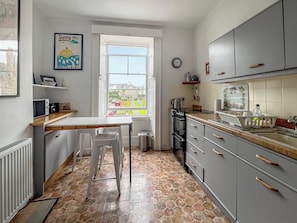 Well-equipped kitchen | Cochrane House, Kirkcudbright