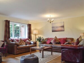 Spacious and comfortable living room | Castle View, Llananno, near Llandrindod Wells