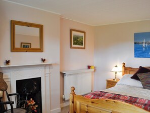 Inviting bedroom with double bed | Gullieside Cottage, Kirkandrews, near Kirkcudbright
