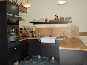 Kitchen | Game Larder Cottage, Washaway, nr. Bodmin