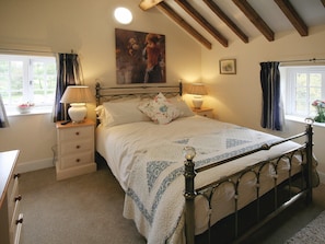 Double bedroom | Chestnut Cottage, Wainfleet St. Mary, nr. Skegness