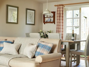 Living room/dining room | Levisham - Hungate Cottages, Pickering