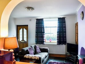 Bright and airy living/dining room | View Cottage, Settle
