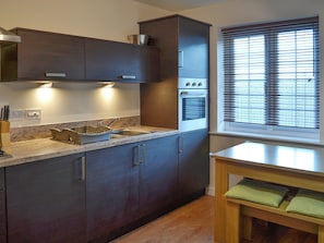 Cosy kitchen/diner | Puffin Place, Beadnell, near Seahouses