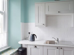 Airy kitchen | Mere View, Ambleside