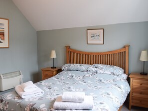 Double bedroom | Bosun’s Quarters, Whitby