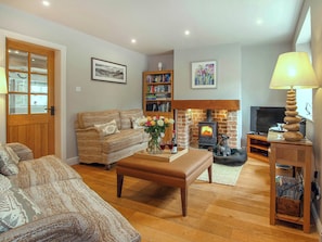Living room | Pond View Cottage, Brantingham, near Beverley