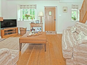 Living room | Pond View Cottage, Brantingham, near Beverley