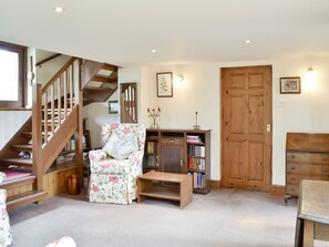 Light and airy living room | The Coach House, Bootle, near Millom