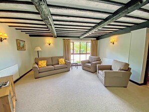 Living room | Fox Cottage - Kingrove Farm, Chipping Sodbury