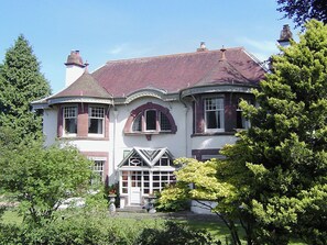 Spacious 19th century house  | Dunvarlich House, Aberfeldy
