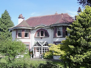 Spacious 19th century house  | Dunvarlich House, Aberfeldy