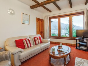 Living room | Creagan Ruadh, Ratagan, By Kyle of Lochalsh