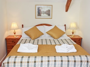 Double bedroom | Warenford Cottages - The Granary Cottage, Bamburgh