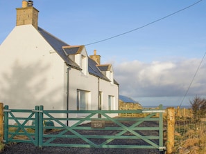 Lovely detached holiday home | Ethel’s House, Armadale, near Bettyhill