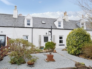 Traditional Scottish cottage lovingly refurbished as a holiday property | Annies Cottage, Edinbane, near Portree