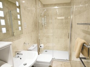 Bathroom | Salem View, Wainfleet St. Mary, nr. Skegness